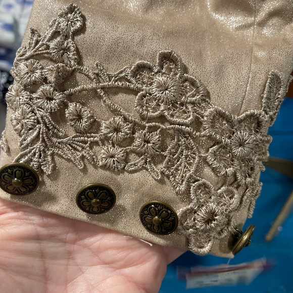 Very Vera Jacket - Picture 6 of 6